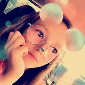 Meet your Posher, Mackenzie